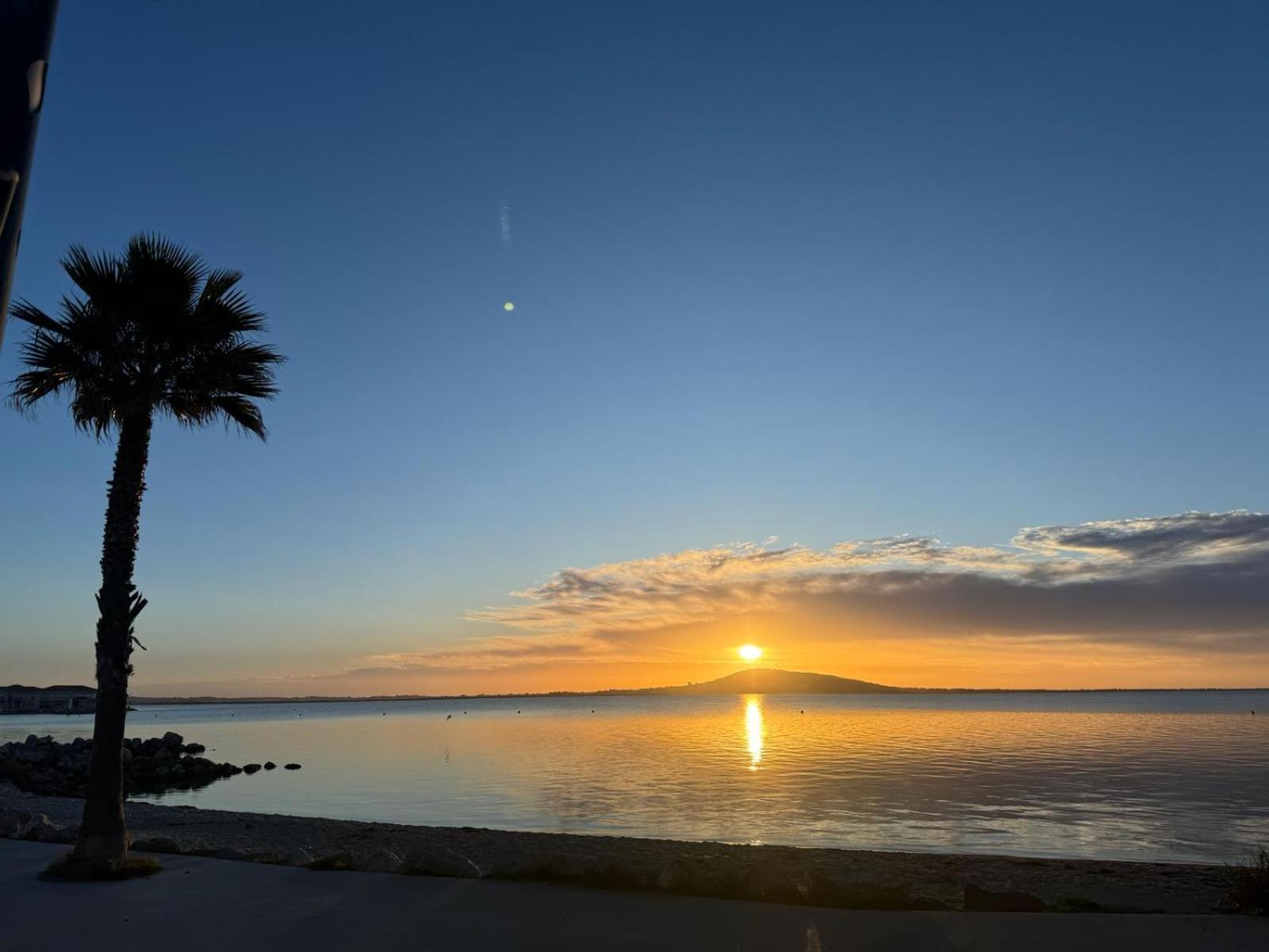 Bono plages Mèze Buitenkant foto